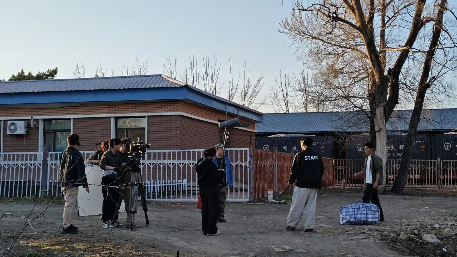敦化学生剧组毕设拍摄现场实录图 1