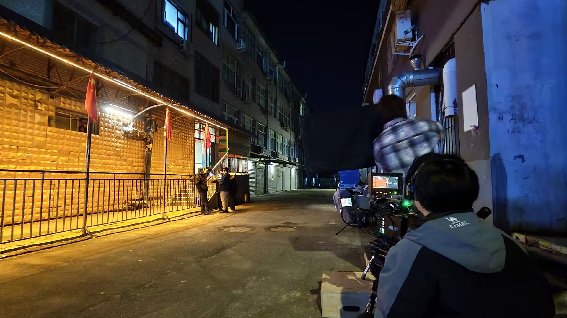 长时间拍摄的电池循环怎么做:等待耗电、换电、充电与记录项目现场